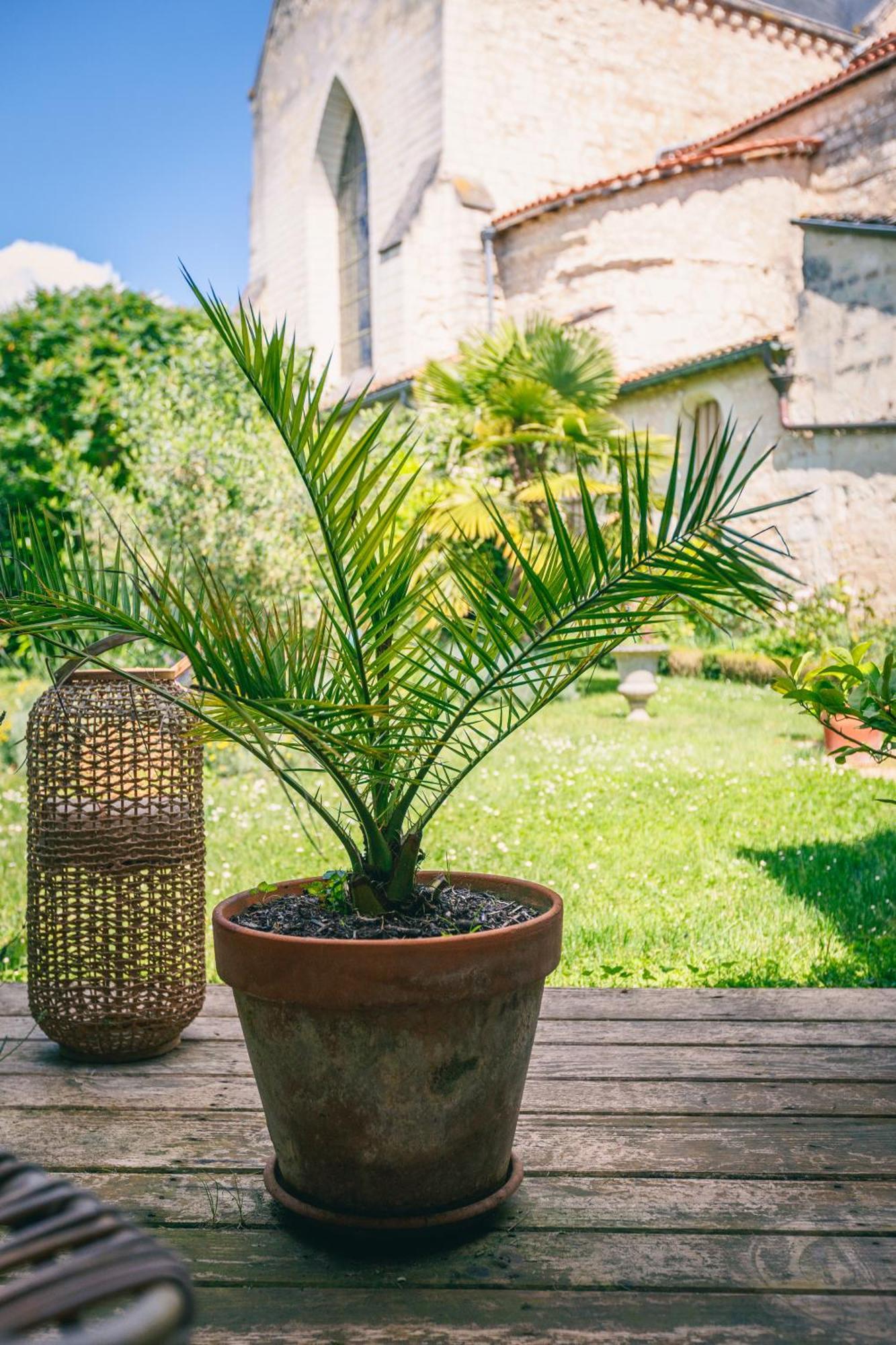 Le Prieure Sainte Croix Hotel Loudun Buitenkant foto