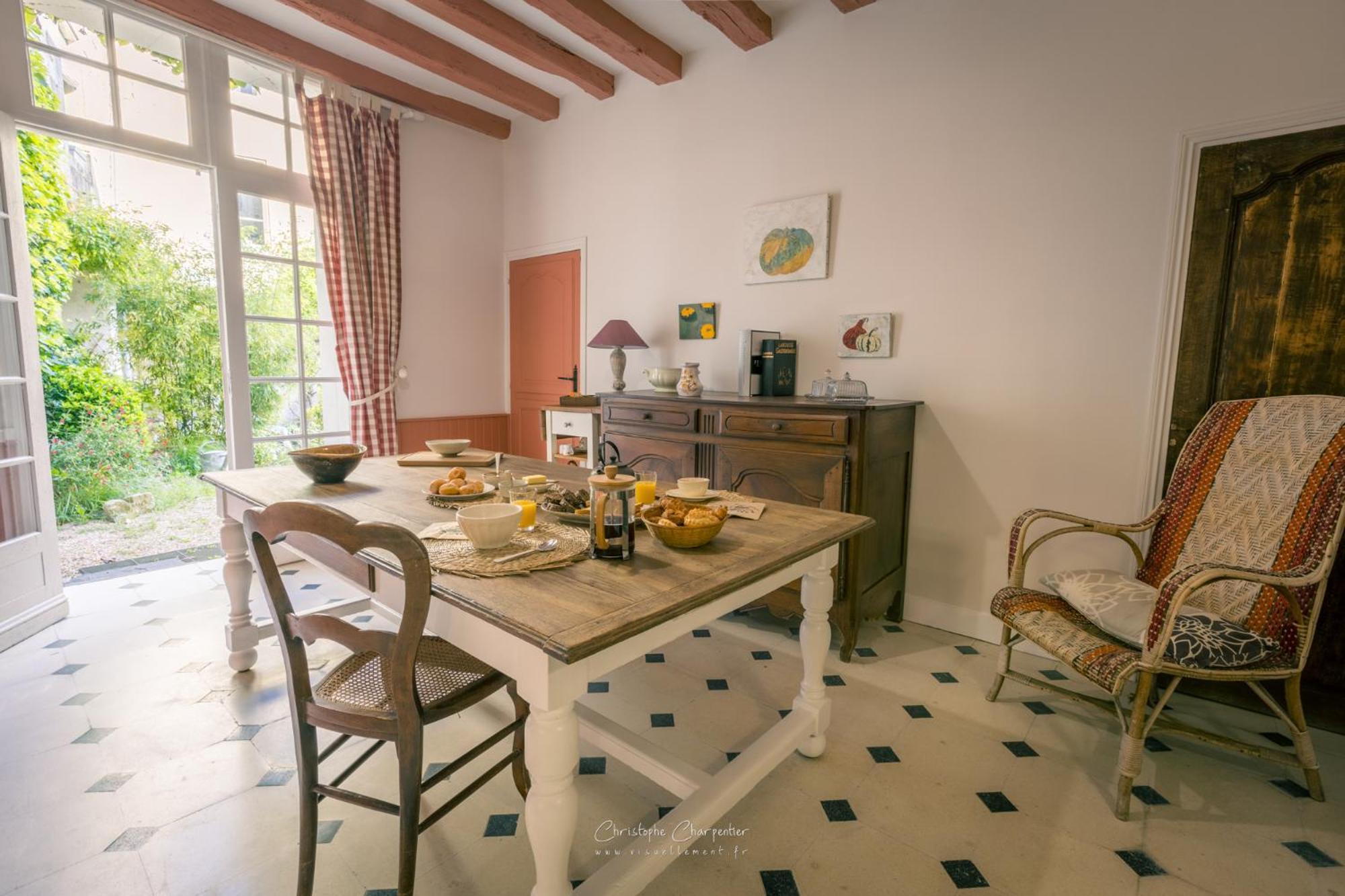 Le Prieure Sainte Croix Hotel Loudun Buitenkant foto