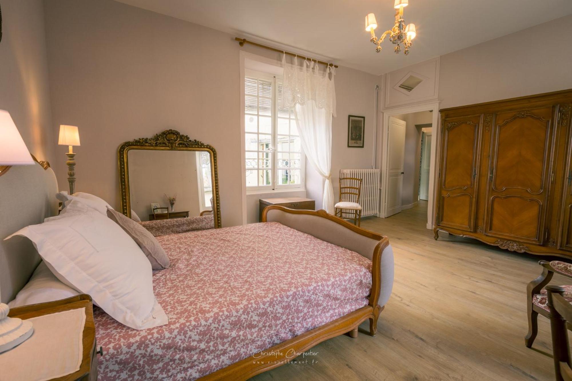 Le Prieure Sainte Croix Hotel Loudun Buitenkant foto